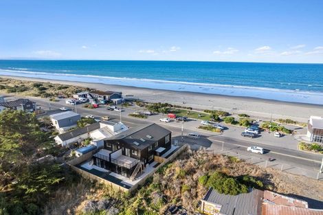 Photo of property in 85a Marine Parade, North New Brighton, Christchurch, 8083