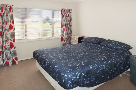 Photo of property in 45 Johnston Street, Foxton, 4814