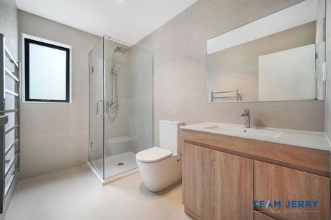 Photo of property in 1 Papauma Place, Papakura, 2110