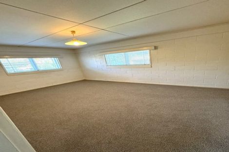 Photo of property in 4176 Great North Road, Glendene, Auckland, 0602