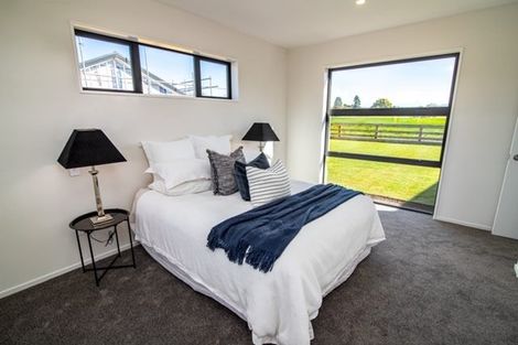 Photo of property in 7 Grey View Grove, Rangiora, 7400