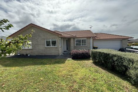 Photo of property in 8a Oakwood Place, Pukekohe, 2120
