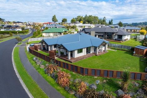 Photo of property in 6 Grandvista Drive, Green Island, Dunedin, 9018