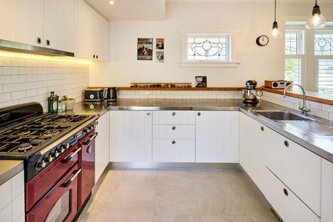 Photo of property in 8 Blakey Avenue, Karori, Wellington, 6012