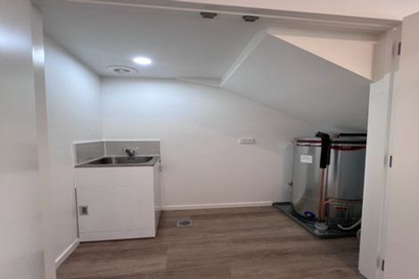 Photo of property in 7 Sheralee Place, Bucklands Beach, Auckland, 2014