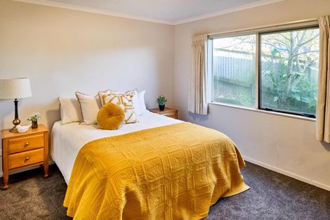 Photo of property in 20a Bedford Street, Cannons Creek, Porirua, 5024