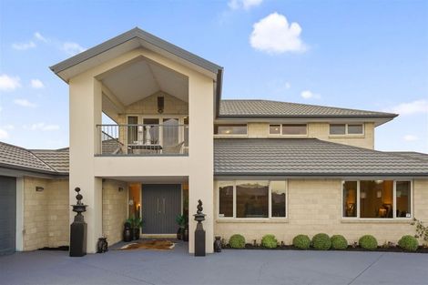 Photo of property in 12 Queenswood Gardens, Mairehau, Christchurch, 8052