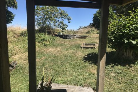 Photo of property in 8 Weka Street, Te Kiri, Opunake, 4682