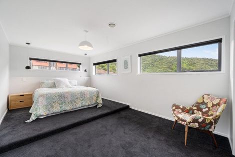 Photo of property in 15 Satara Crescent, Khandallah, Wellington, 6035