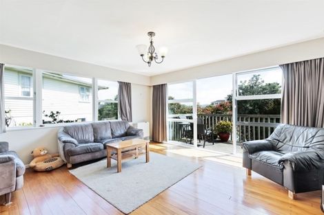 Photo of property in 18 Glenamoy Crescent, Johnsonville, Wellington, 6037