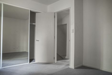 Photo of property in Pirie Street Townhouses, 18/35u Pirie Street, Mount Victoria, Wellington, 6011
