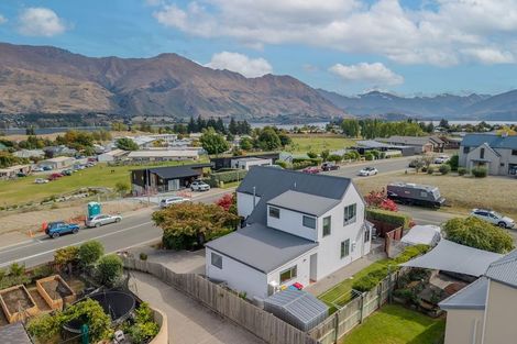 Photo of property in 47 Kings Drive, Wanaka, 9305