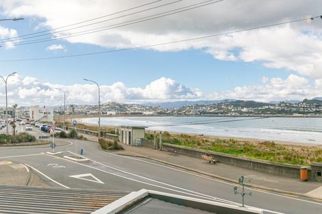 Photo of property in 230 Queens Drive, Lyall Bay, Wellington, 6022