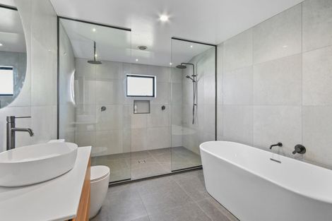 Photo of property in 28 Thomason Crescent, Pokeno, 2402
