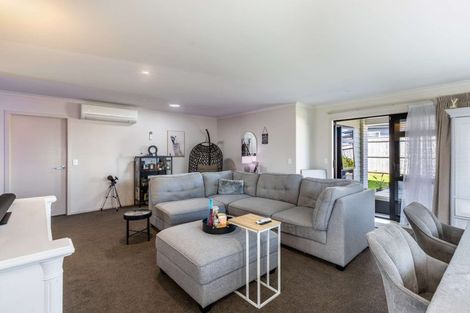 Photo of property in 35 Noumea Drive, Rangatira Park, Taupo, 3330