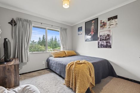 Photo of property in 76 Polson Hill Drive, Aokautere, Palmerston North, 4471