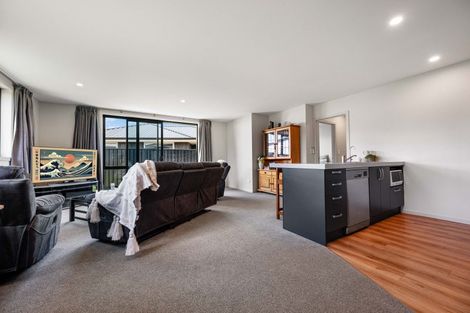Photo of property in 37 Smitham Drive, Cromwell, 9310