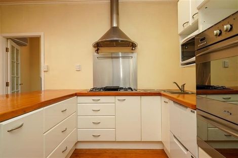 Photo of property in 1 Moana Avenue, Bayswater, Auckland, 0622