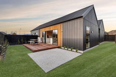 Photo of property in 3 Raspberry Close, Wanaka, 9382