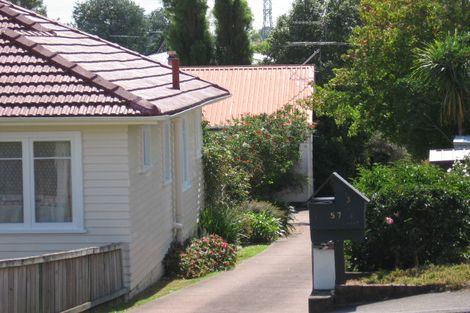 Photo of property in 3/57 Nikau Street, New Lynn, Auckland, 0600