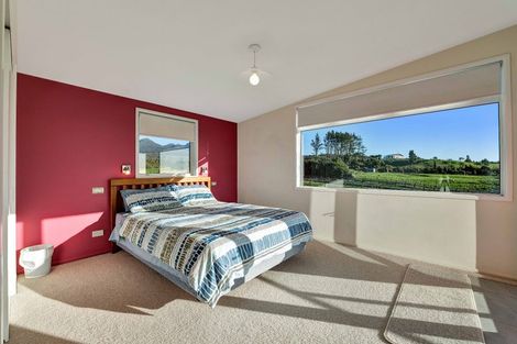 Photo of property in 1532 Carrington Road, Hurworth, New Plymouth, 4371