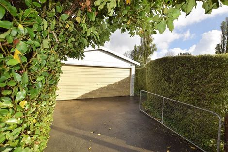 Photo of property in 31 Posa Avenue, Henderson, Auckland, 0612