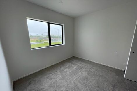 Photo of property in 17 Pilot Drive, Hobsonville, Auckland, 0616