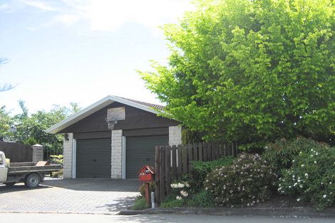 Photo of property in 100c Lake Terrace Road, Burwood, Christchurch, 8061
