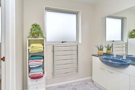 Photo of property in 60 Clydesdale Street, Woolston, Christchurch, 8062