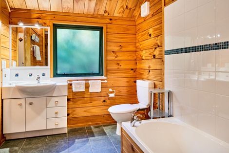 Photo of property in 19 The Masthead, Whitby, Porirua, 5024