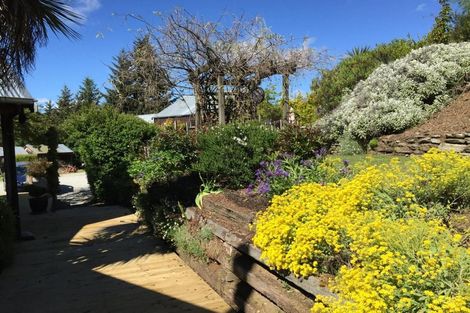 Photo of property in 58 Mountain View Road, Dalefield, Queenstown, 9371