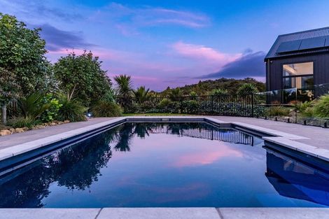 Photo of property in 136 Karanui Road, Te Kamo, Kamo, 0185