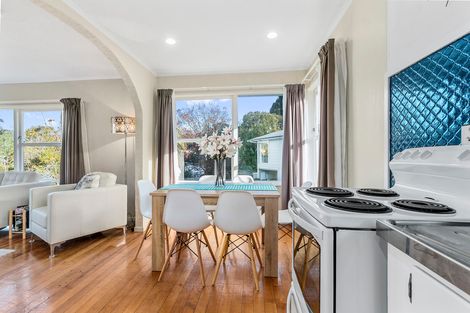 Photo of property in 21 Tagor Street, Glen Eden, Auckland, 0602