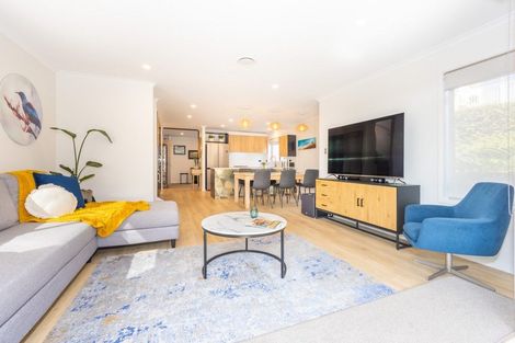 Photo of property in 21 West Hoe Heights, Orewa, 0931