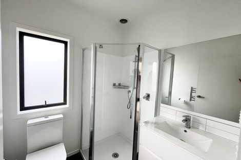 Photo of property in 27/28 Westgate Drive, Westgate, Auckland, 0614