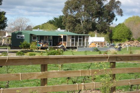Photo of property in 28 Shanly Street, Waipawa, 4210