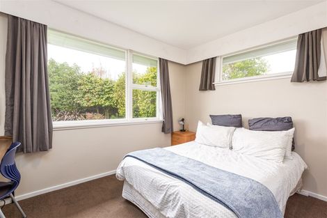 Photo of property in 16 Greenfield Place, Mairehau, Christchurch, 8052