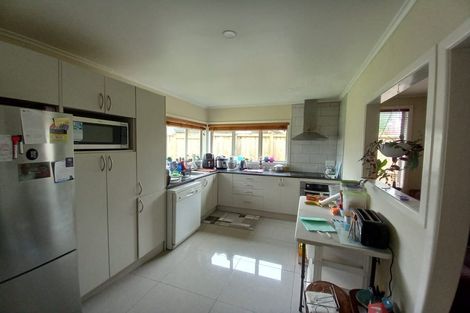 Photo of property in 23 Tane Street, New Lynn, Auckland, 0600