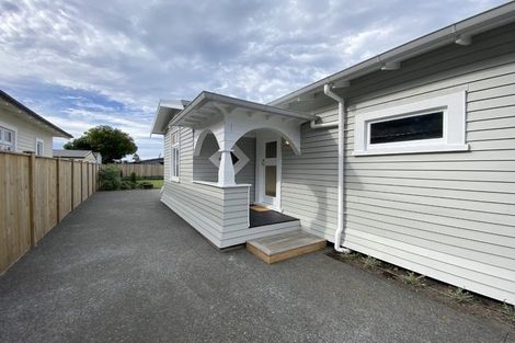 Photo of property in 1 Roach Street, Marewa, Napier, 4110
