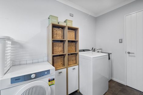 Photo of property in 16 Whiteoak Grove, Tinwald, Ashburton, 7700