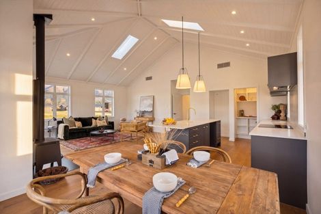 Photo of property in 105 Burdon Loop, Lake Hawea, 9382