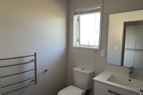 Photo of property in 20 Akeake Lane, Manurewa, Auckland, 2102