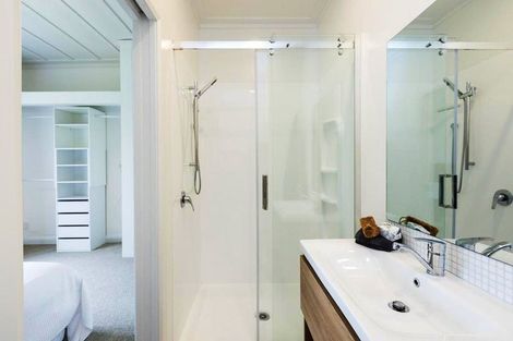 Photo of property in 31 Frederick Street, Terrace End, Palmerston North, 4410