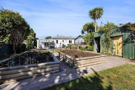 Photo of property in 48 Egmont Street, Hawera, 4610
