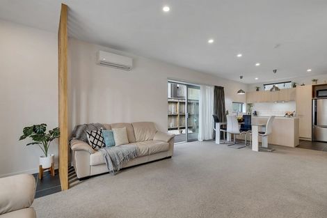 Photo of property in 7u7 Handyside Street, Tawa, Wellington, 5028