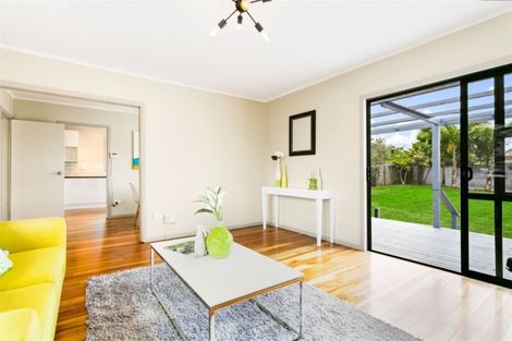 Photo of property in 14 Poto Street, Te Atatu South, Auckland, 0610