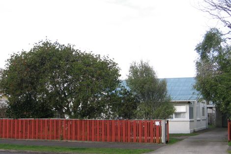 Photo of property in 22 Knowles Street, Terrace End, Palmerston North, 4410