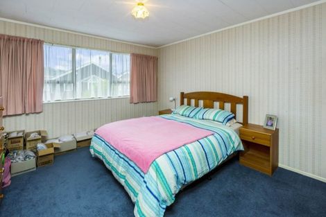 Photo of property in 48f1- Kowhai Avenue, Ebdentown, Upper Hutt, 5018