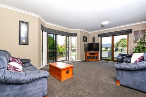 Photo of property in 122 Grey Street, Cambridge, 3434