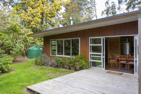 Photo of property in 69 Gillespie Place, Acacia Bay, Taupo, 3385